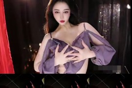 网易CC 妃儿baby  最新  情趣 裸舞  漏穴道具  玩耍定制 2V