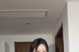 网易CC 依阳baby  过几天看看  有清晰的重新上传 大尺度 情趣 裸舞 道具自慰 1v